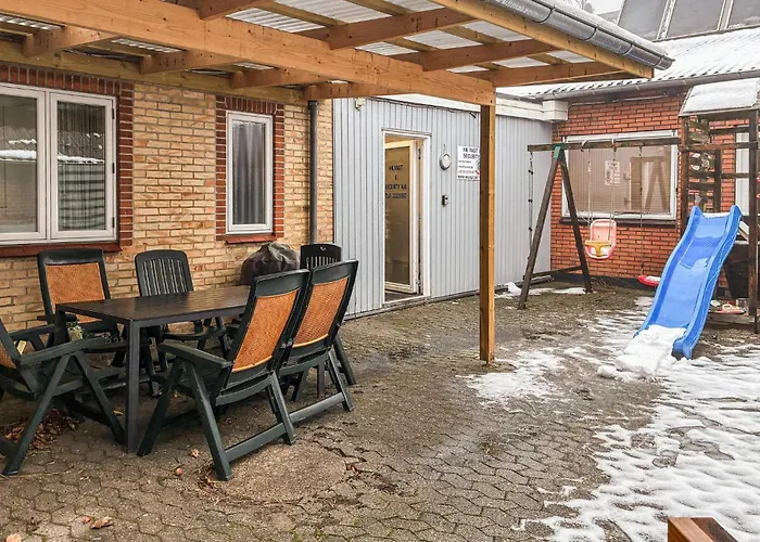 Pet Friendly In Hojer With Wifi Holiday home *